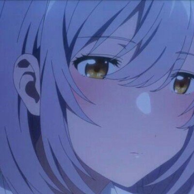 游乐园蹦床中间撕裂 有人摔落送医